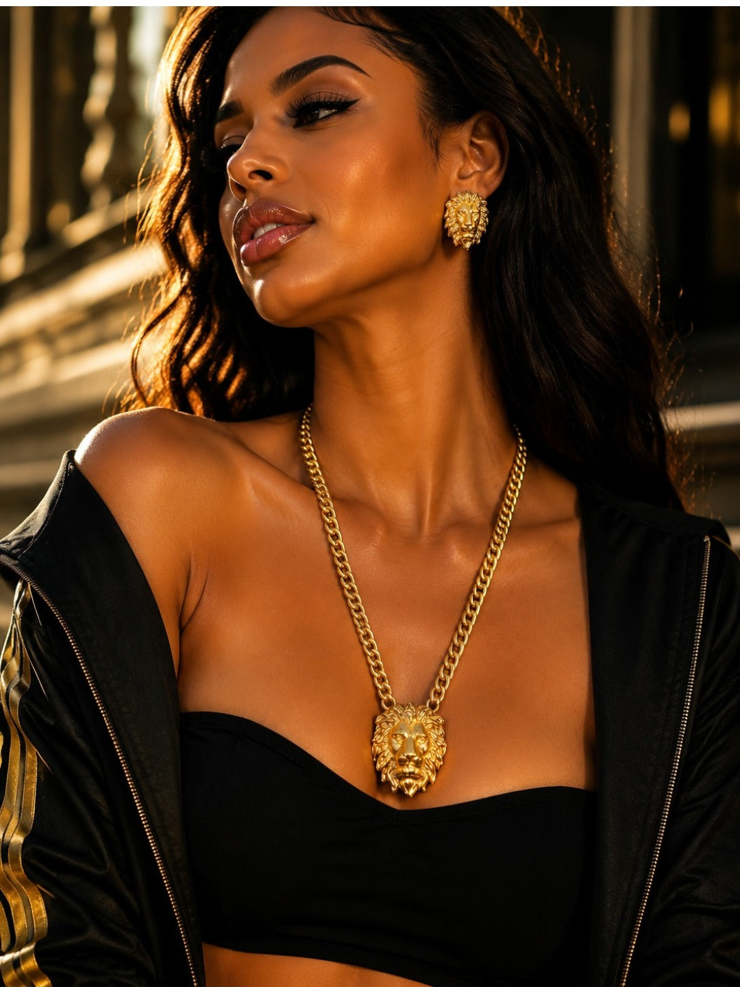 The Regal Roar Statement Set